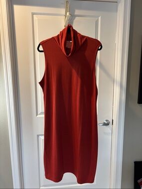 Old Navy Sleeveless Cowl Neck Dress in Rust Red
